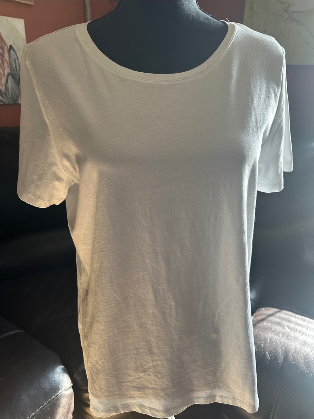 Ann Taylor White Short-Sleeve Crewneck Tee